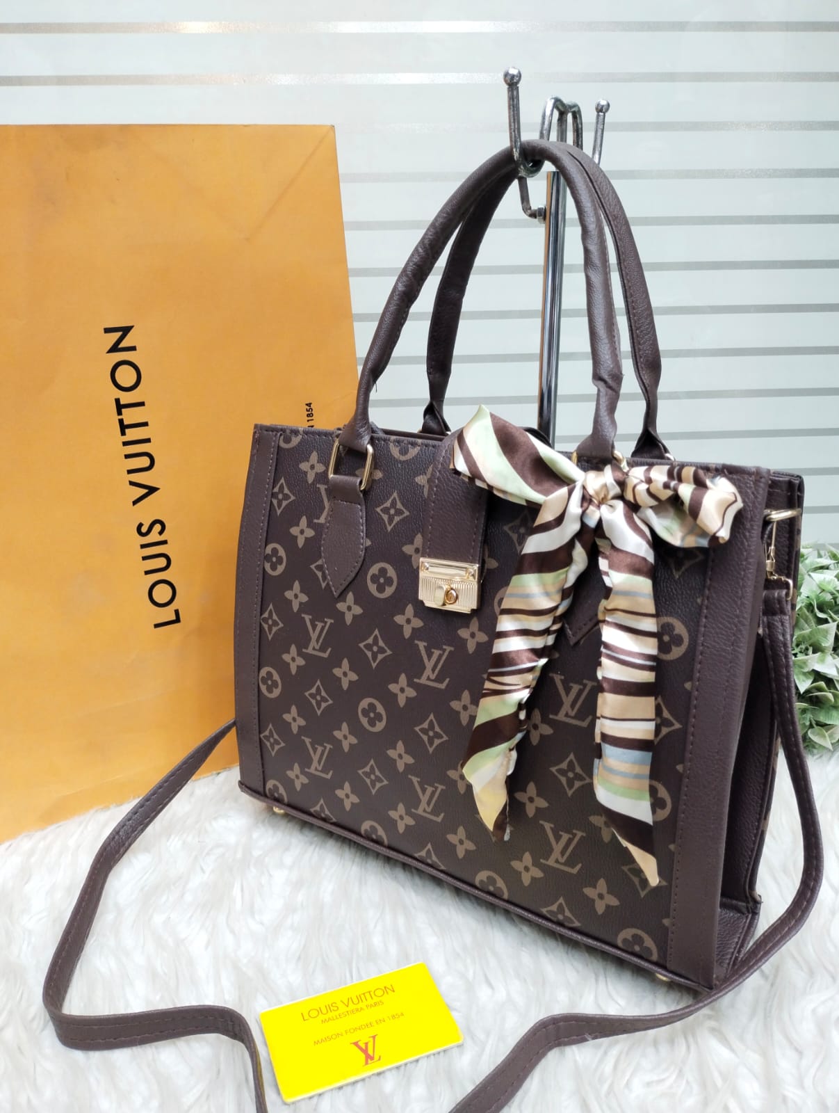 Handbags For Womens