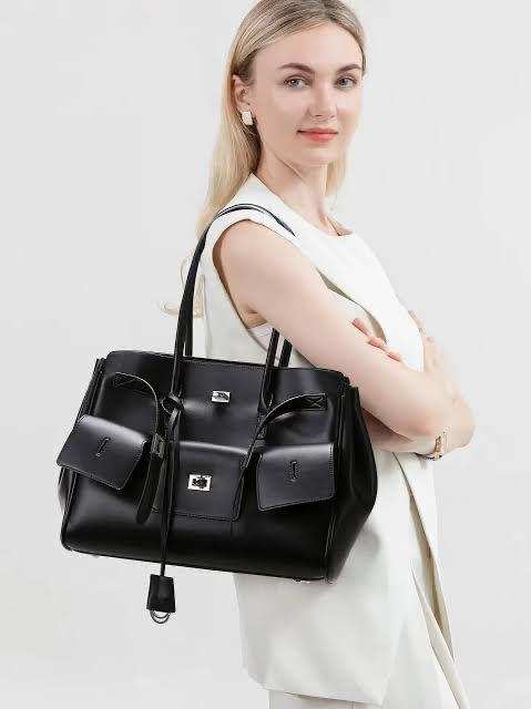 BALENCIAGA  Bel Air Carry bag