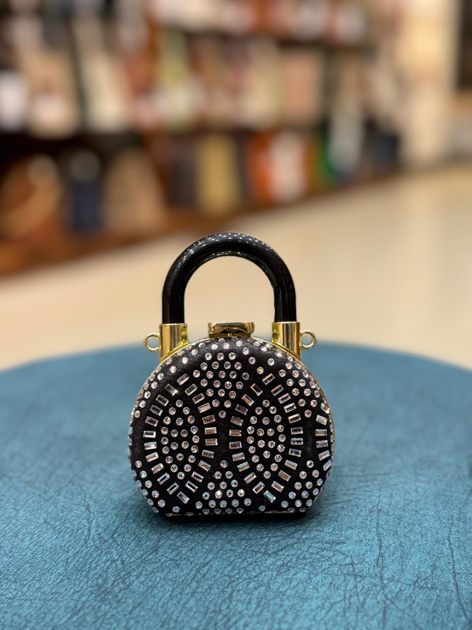 FANCY DIAMOND PEARL PURSE